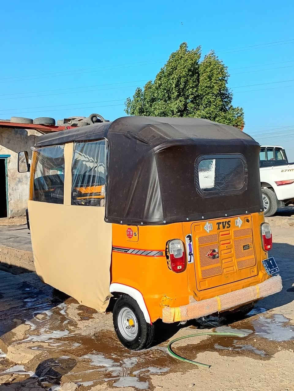 سلام عليكم تكتك موديل 19مكينه 21مجفته مره وحده شركه تكتك اوراق اصلي مكاني ناصريه طريق سوك الشيوخ معمره دوس  السعر 4400وبيه مجال ***********بي واتساب
