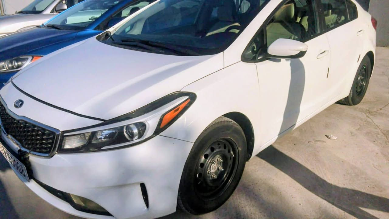 السلام عليكم
فورتي 2017 

رقم بغداد بسمي 

الحادث موضح بالسونر بدون ايرباك

محرك 2000دوش 

كير ،،at المرغوب 

كير محرك خير من الله 

السعر 118

بغداد الامين 

 للأستفسار ***********
