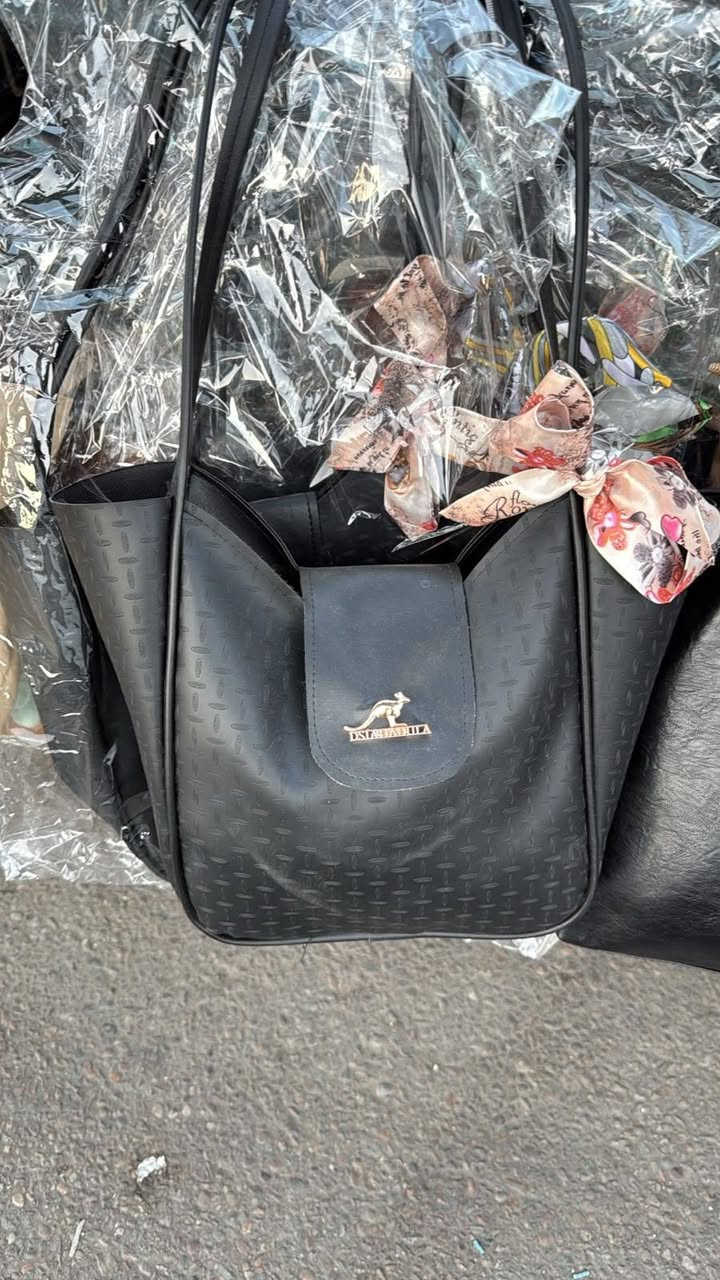 تصفيه جنطه نسائيه تخبل سعر جنطه بس ب8 الاف موجود خدمة توصيل جميع المحافظات للحجز ***********
