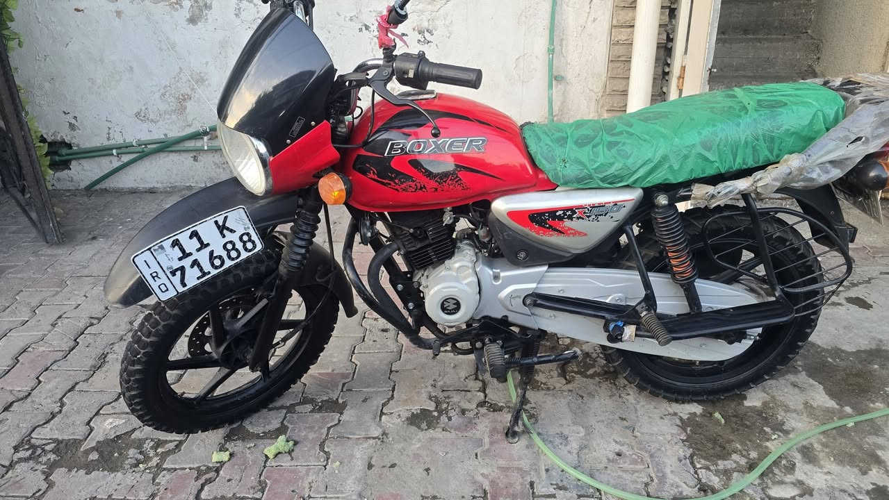 بوكسر ٢٠٢٣ جديده وحلوه ومرتبه جفته تجفيت شركه مرا وحده وتسحكه بيدك دراجه بعده جديد ولله تجي وتشوف بعينك شون مرتبه وشغل حلو مرقم وكامله تحويل ثاني يوم المكان شارع حيفا *********** تجي وتدللل عليه
