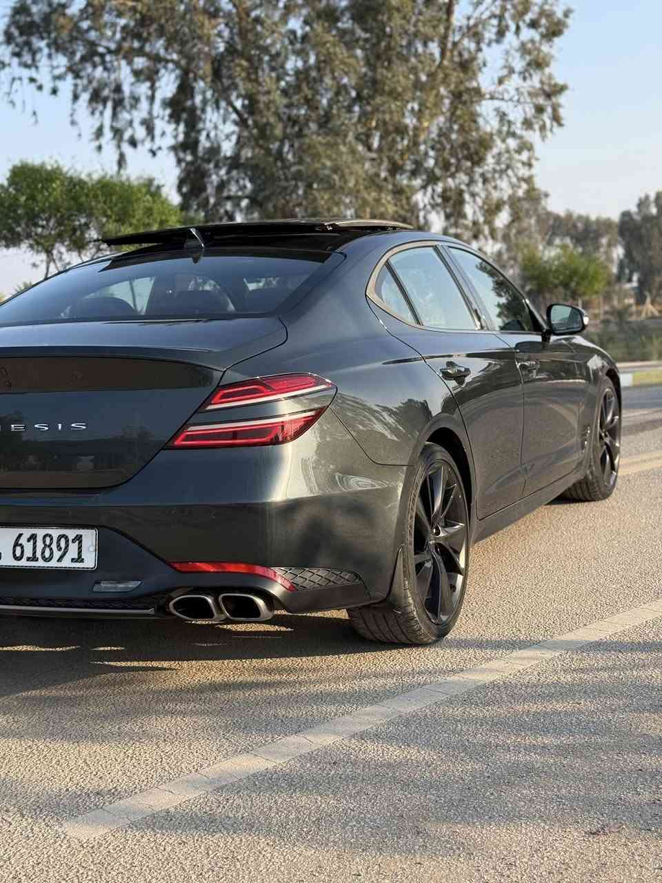 السلام عليكم
للبيع 2023 GENESIS G70 

رقم بغداد الجديد الدولي باسمي  (سعر (215 بيع مستعجل مكاني بابل المسيب ***********ممتواجد فيس فقط اتصال

محرك 4 سلندر 

المواصفات السياره  فول  مواصفات 

1- بانوراما 3 طقات

2- كشنات كهرباء السائق والراكب

3- رادار أمامي جانبي خلفي ٢٦٠ درجه 

4- شفتات بالستيرن

5- بريك تلقائي + تحذيرات صوتيه

6- تدفئة مرايا جانبية

7- كشنات أمامية تدفئة تبريد 

8- بصمه و 4 ابواب بصمه  

9- دبل جام بلادي

10- حساسات خلفية + أمامية

12- مري جانبية قلاب عند الرجوع للخلف + نقاط عمياء

13- هاند بريك بصمه + اوتو هولد

14- خاصية الصعود المريح للكشن + خزن ميموري للكشن

15- نظام صوت ليكسيكون 17 سماعة

16- علامة جينيسيس ضوئية عند الاقتراب 

17- أنظمة قيادة نورمل وايكو وسبورت و سبورت بلس

18- ستيرن كهرباء
19- كير 8 نمر   
السيارة ماشية45 ألف  نظيفة جداً ومعتني بيها كلش هواي من دهن والبانزين

السياره جاهزه كير وتبريد وحداديه مال جناي وحادثها كلش خفيف قطعه وحده  بنيد فقط وأسف عل الاطاله 😘
