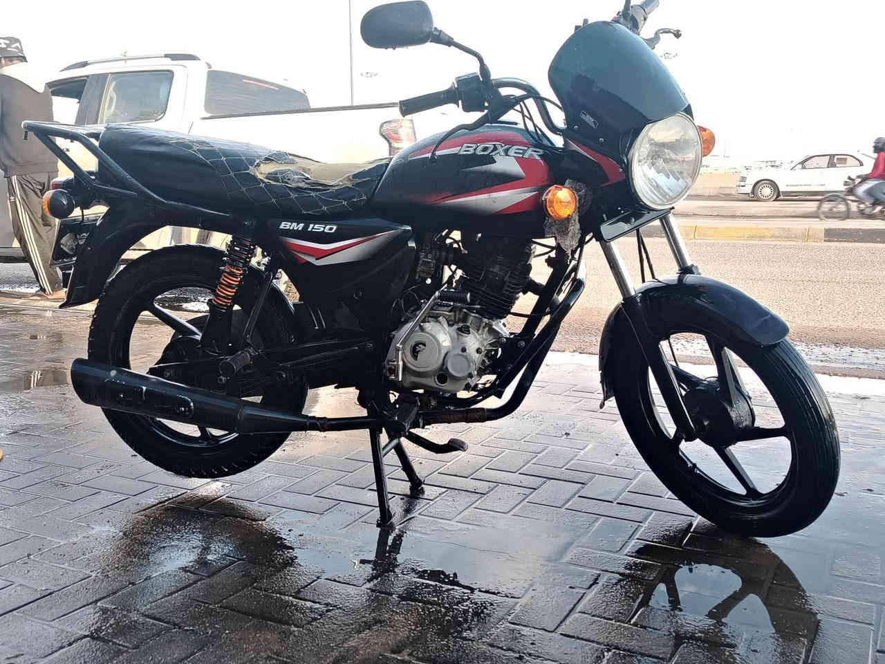 دراجه بوكسر البيع مديل 22مكينه مجفته شركه يم ابو كريم  مكاني قبله *********** رقم وسنويه
