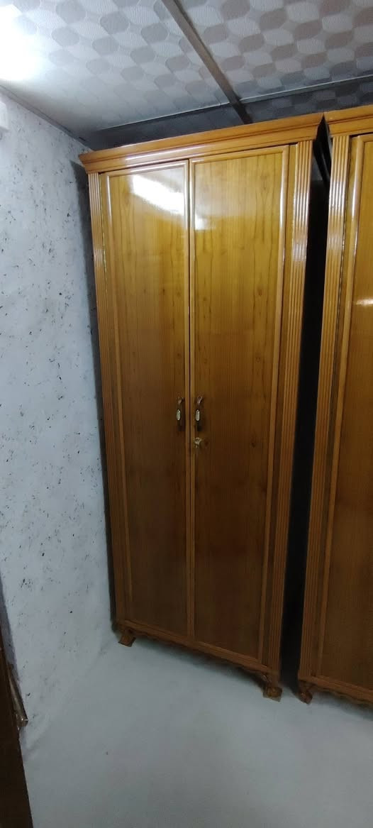 السلام عليكم غرفة صاج تفصال درجة أولى السعر مليون و٣٠٠ الف العنوان بغداد الطوبجي للتواصل ***********
