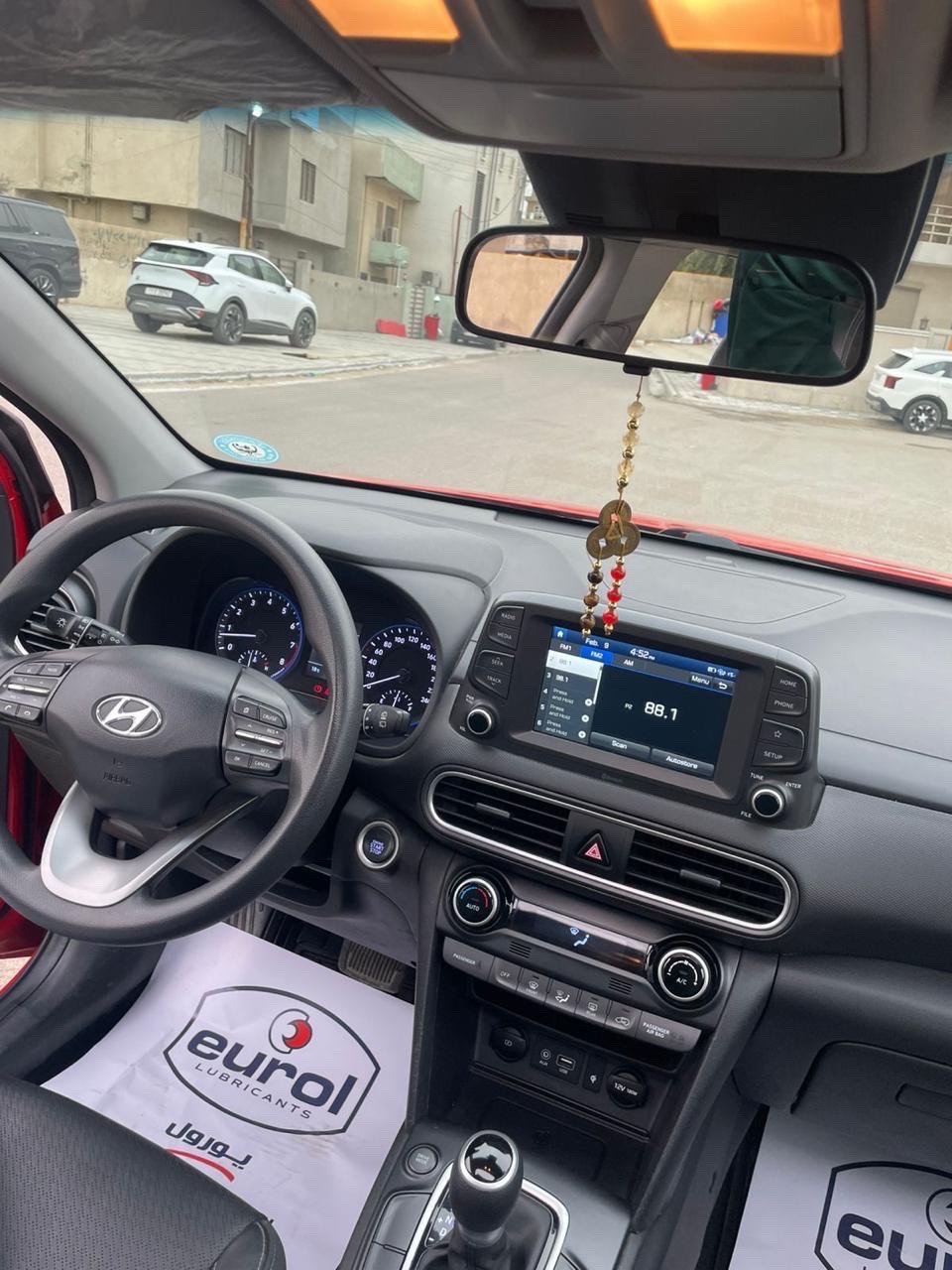 كونا خليجي موديل 2020 وكالة

مكفولة من الصبغ والتبديل 

فول مواصفات ام الداتا شو

محرك 2000

ماشية 32 الف

بيه تكحيلات جدا بسيطة

السعر 170 بي مجال بسيط 

***********