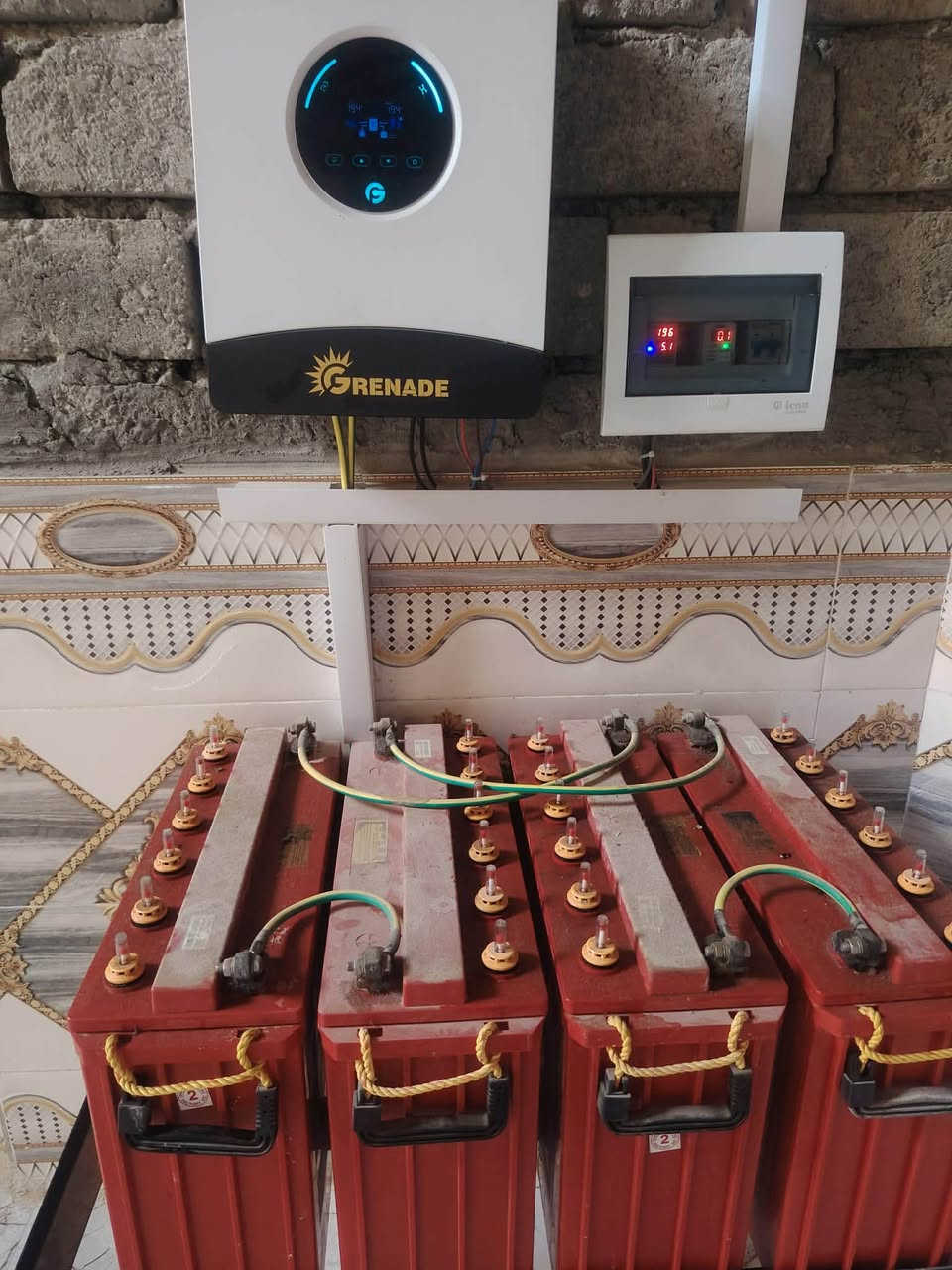 يوجد منظومة طاقة شمسية للبيع ☀️
🔹 4 ألواح شمسية.
🔹 4 بطاريات.
🔹 تشغيل حتى 8 ساعات نهارًا و6 ساعات ليلًا 

📞 للاستفسار: ‭***********‬
