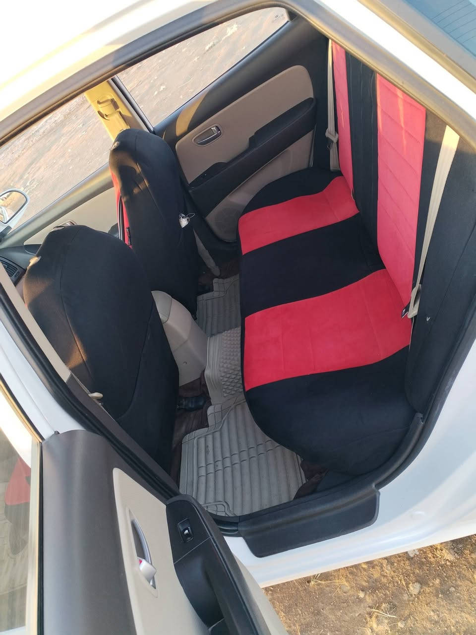 سلام عليكم النتره مديل 9 سياره متوم متوم طبق الصل شرط الحاسبه  وكصه جنطه سياره كير ومكينه مكفوله 1600 مكينته كرهبايته كله شغاله تبريد ثلج توااير نضااف وترهم المراوسم. حسب القناعه السعر 57 وبيه مجال العنوان ميسان ***********
