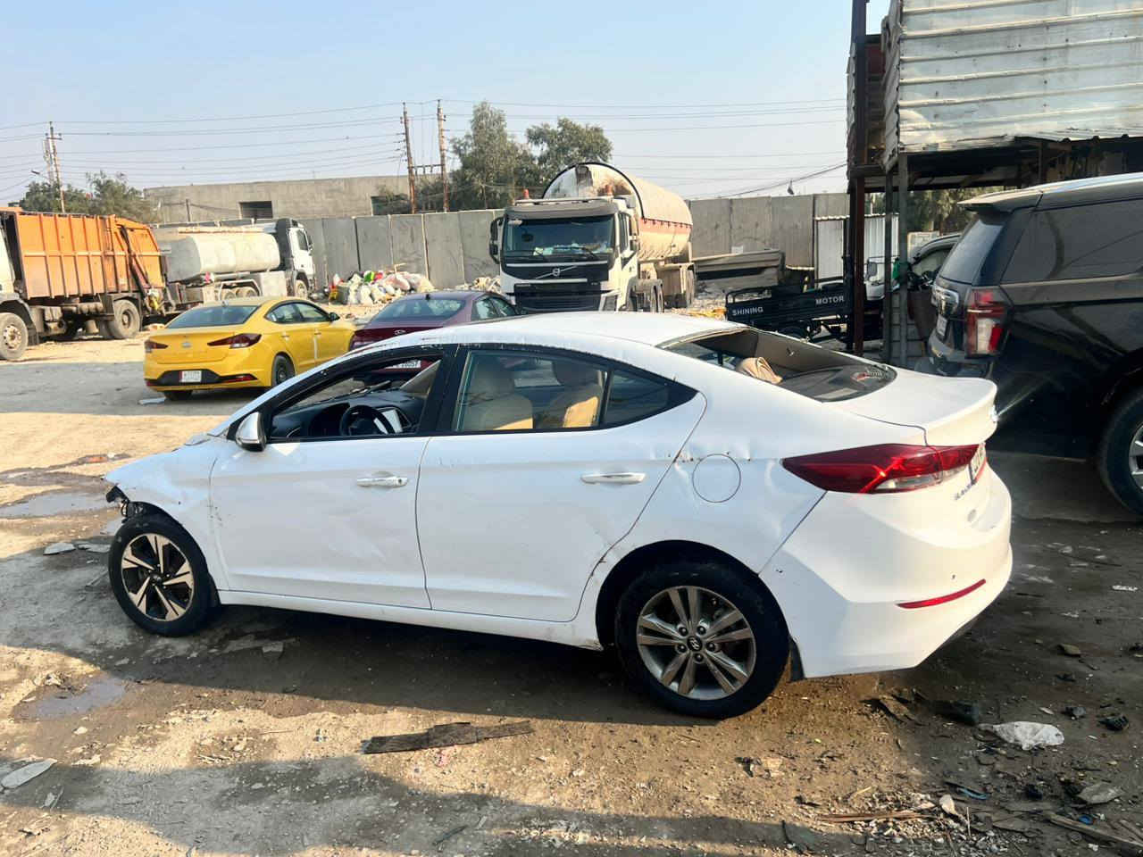 السلام عليكم النترا موديل 2017 رقم اربيل جديد خليجي مكينه وكير مابيهن شي ابيع على حادث سعر ٦٨ ورقه وبيها مجال مكان بغداد الاتصال ***********
*********** بغداد, العراق
