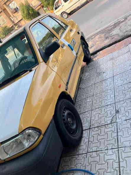 سلام عليكم سايبا مديل ١٥ سياره حلوه مكينه نضيفه وناعمه تخم تاير جديد خرفه نضيفه كهرباء كله شغال كيلو متر الحماوه البانزين كبل لشارع بغداد الغزاليه او الشعله ***********
