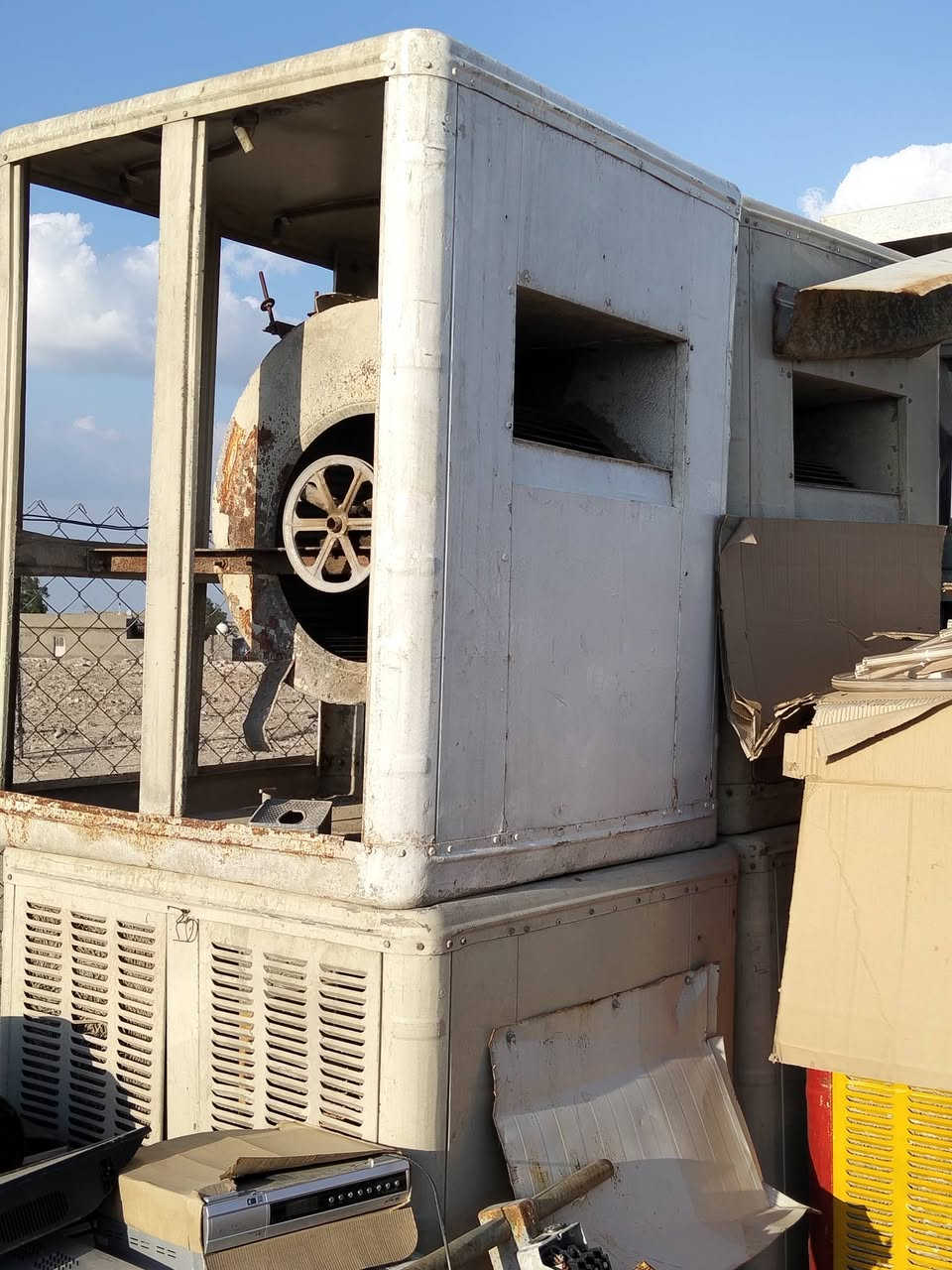 للبيع كلمن وسعره ***********
