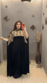 عبايات رمضانية 
#جملة_فقط 
اجمل الموديلات بارقى الخامات المخمل المطعمه بالنقوشات الرمضانيه المميزه
اقل كميه درزن
ممكن حجز موديلين للدرزن
للحجز على الخاص او على الواتساب
***********
