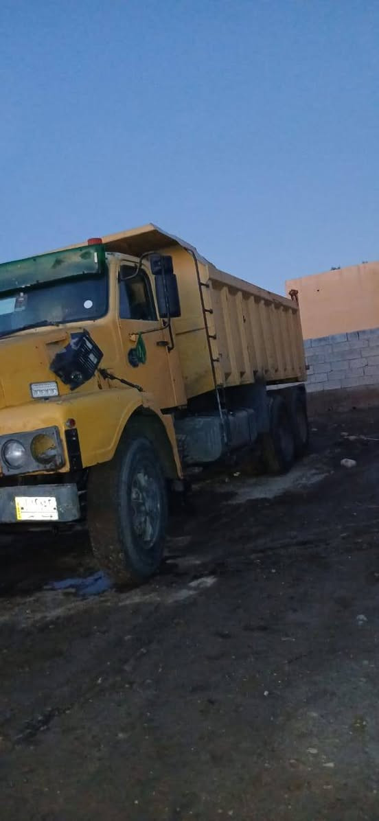 سلام عليكم فالفو ابو زلوف البيع موديل 80رقم الماني قاسيه سعره 20وبي مجال العنوان  واسط الصويره  رقم الهاتف ***********
