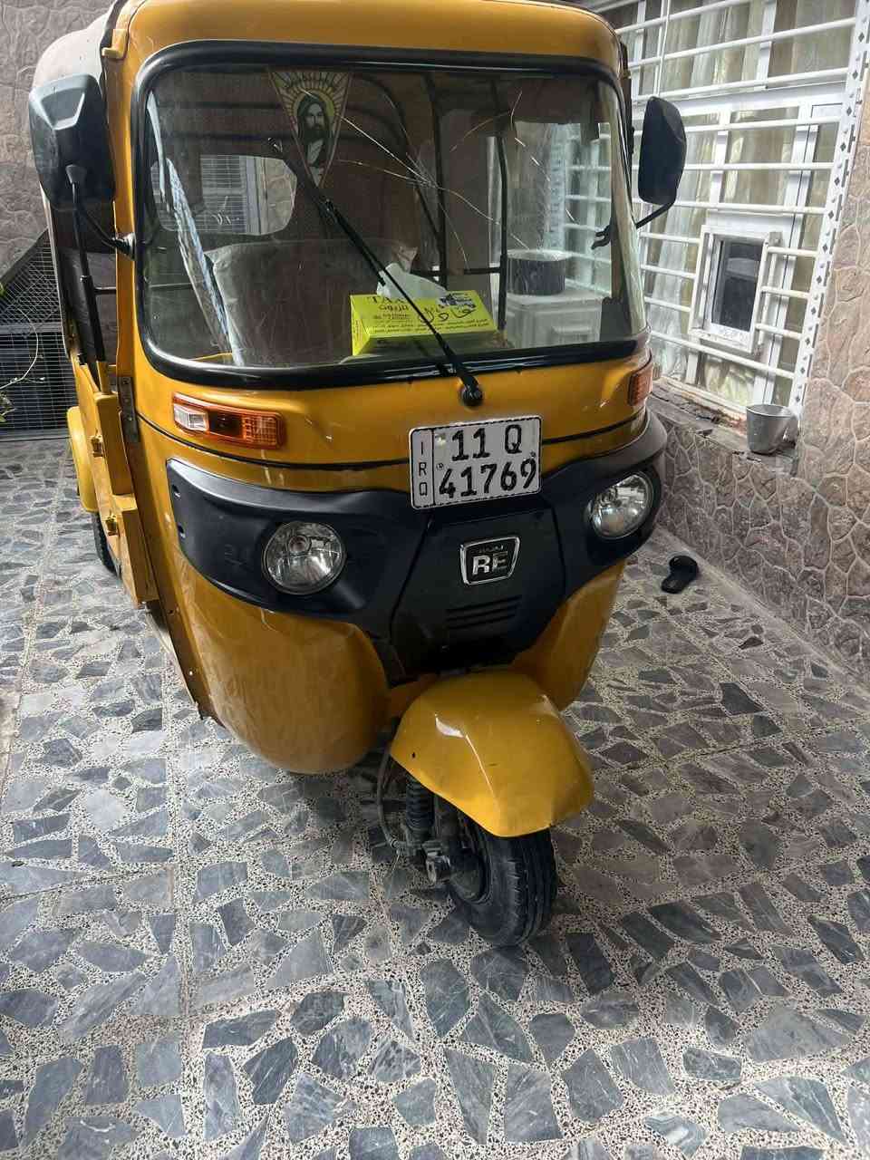 سلام عليكم تكتك 21للبيع نضيفه امنة الله ممتعوبه ابد سعر 7٫800رقم وسنويه تجي وتشوف بعينك اتصال ***********
