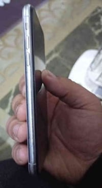 ايفون xذاكره٦٤يطاريه٦٨بلاديه ممبدله الجهاز مبدل شاشه فقط والظهر بي فطو...