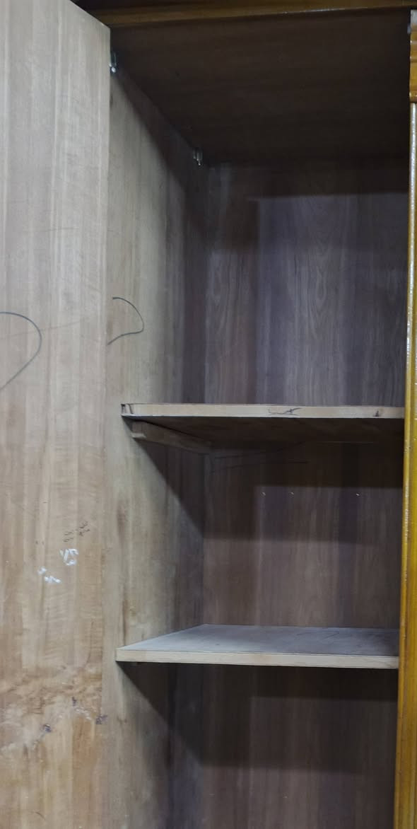 غرفة نوم مستخدمه صاج  مستخدمه كامله  مبيها نقص العنوان بغداد موبايل ***********لدينا خدمة توصيل بكروه بكروه
