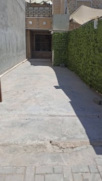 اعضاء الكروب المحترمين  بيت للايجار يقع في السيدية مربع ال ٤٠٠ مساحته ...