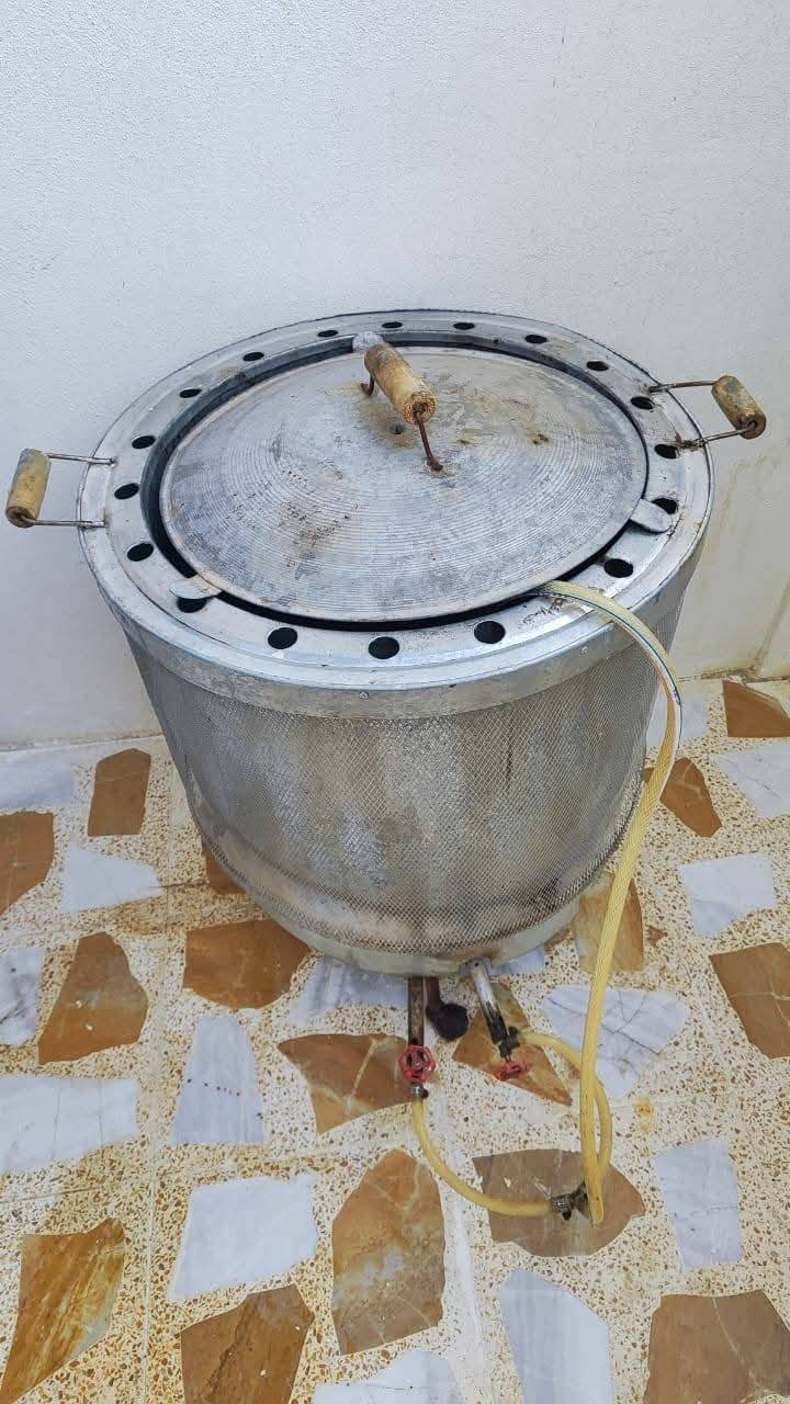 تنور ايراني بعده نظيف كلش سعره 35 بس ماوياه منظم


**إذا كنت صاحب هذا الإعلان وتريد حذفه لأي سبب، رجاءا أرسل رسالة إلى الدعم الفني**