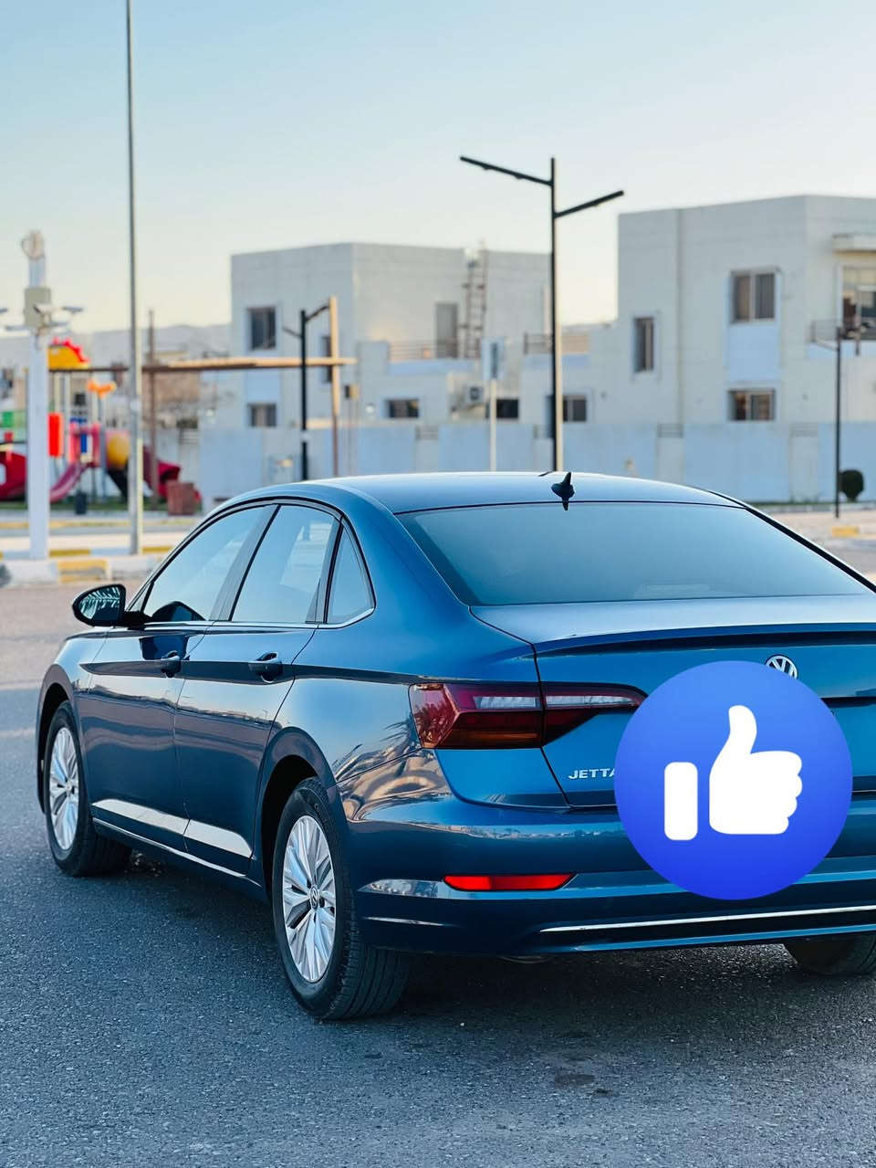 سلام عليكم جيتا للبيع موديل 2019 ضرر فقط بابين وبدون داخل سياره جديده وبعد احلا من الصور متحتاج اي مصرف للستفسار. 
*********** 
السعر 130 وبيها مجال كولش بسيط
