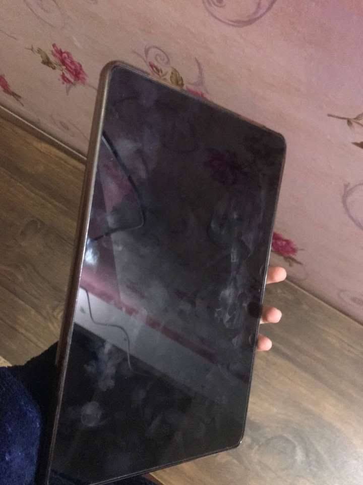 السلام عليكم باد للبيع ريدمي باد اس ي 
ذاكره 128 الجهاز ما واصل مصلح فول فول
قطاره بل شحن ابيع شرط السعر 225 وبي مجال قليل  
واتساب *********** فقط
