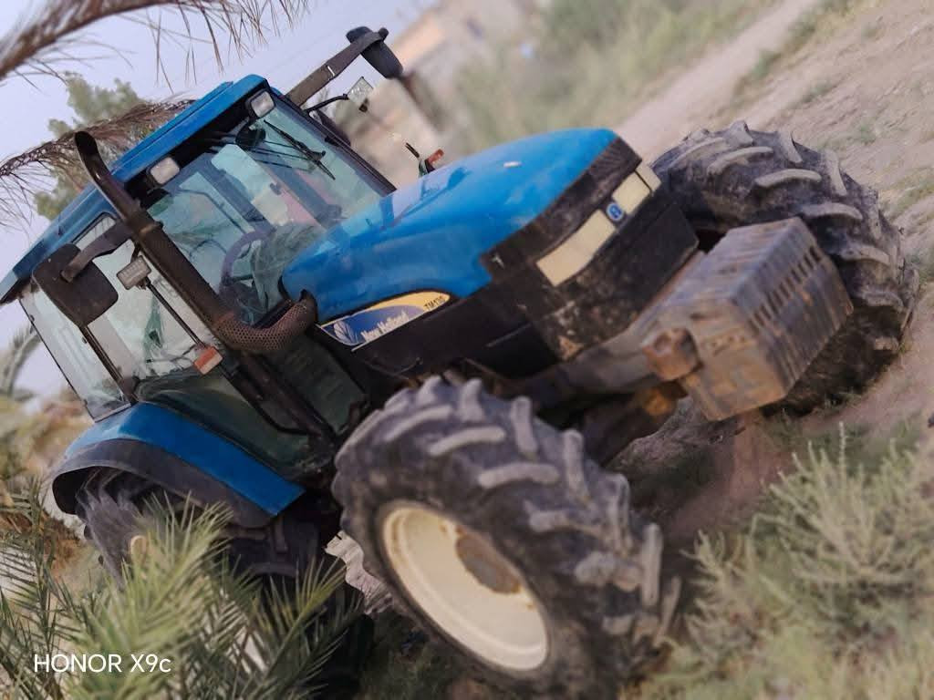 سلام عليكم مكينه نيوهلند للبيع 130 TM فول مواصفات مكينه جاهز للعمل مكفوله كله بلادي رقم اربيل الاستفسار اتصل على رقم ***********
