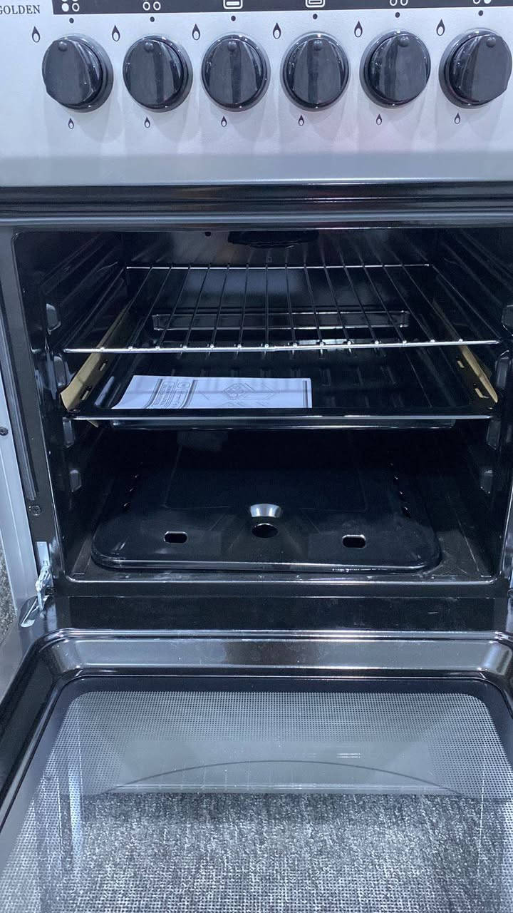 طباخ جديد ما مستخدم ماخذينه 250 محلات واريده 200وبي مجال لشراي خاص او وتساب ***********
