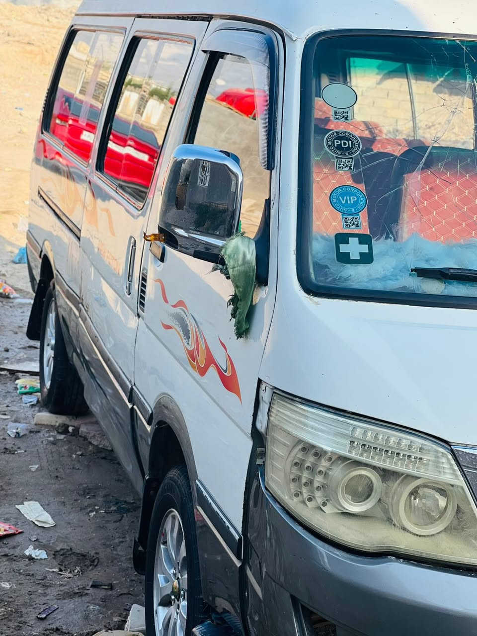 سلام عليكم اخوان كيه فتون مديل 2013سنويه عضم عاج راعيه ما اندله اتكفلك بل سرقه والعشاير سياره نضيفه  وما نقصه شي 14راكب مكينه بلاد كير عادي سعر سياره 37وبيه مجال حك جيه  للاستفسار علاءشريحه*********** 
وتساب ***********
