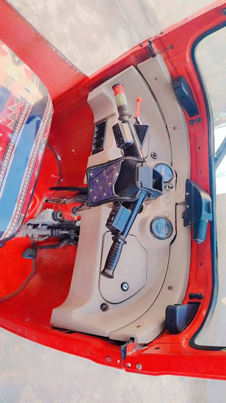 سلام عليكم تكتك 18 اوراق.  مفتوحه. بس لا تنقيص ولا تبخير كهرباءيات كله شغاله تكتك كبل للشارع.  الصور موضحات ما يحتاج اسولف. السعر 3. 700. تكتك خير من الله.


**إذا كنت صاحب هذا الإعلان وتريد حذفه لأي سبب، رجاءا أرسل رسالة إلى الدعم الفني**