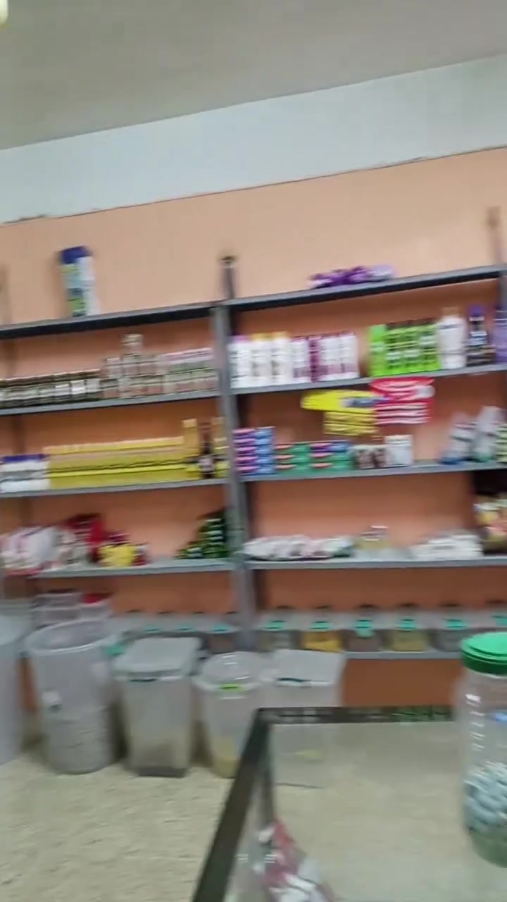 محل للايجار ركن سايدين اليرموك + الغراض للبيع
***********
