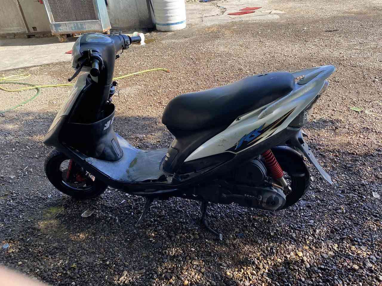 السلام عليكم ماكس عدل للبيع نضيفه مال رمبه مكفول كفال عامه مكان بغداد العلاوي خلف مستشفى الكرامه اتصل على الرقم ***********
