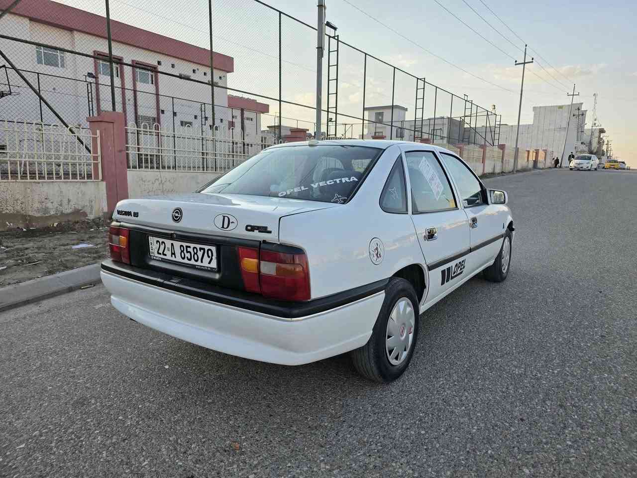أوبل فيكترا موديل 93 - نظافة فوول
مبایل ***********××***********
​المحرك: 1800، كير عادي.مرغوب
​الصبغ: مكفولة من الصبغ والضربة (بدون صبغ).
​الحالة: السيارة بعدها بشد الشركة (نمونة)، كل غراضها بلادية.قفل مرکزی کونترول
​الكير والمحرك: بشرط الفحص، ما مفتوحات وقوة وعزم عالي.
​البدي: السيارة لا بيها خايس ولا كص، الدوسات والهلالات بلاد ونظيفة جداً.
​المتانة: سنوية وهزة (فحص التون وتۆڵي) جديد وبشرط.سیارە کیر ومحرک مامفتوح
​المكان: چمچمال.
​السعر: 57 ورقة (بيها مجال للشراي
