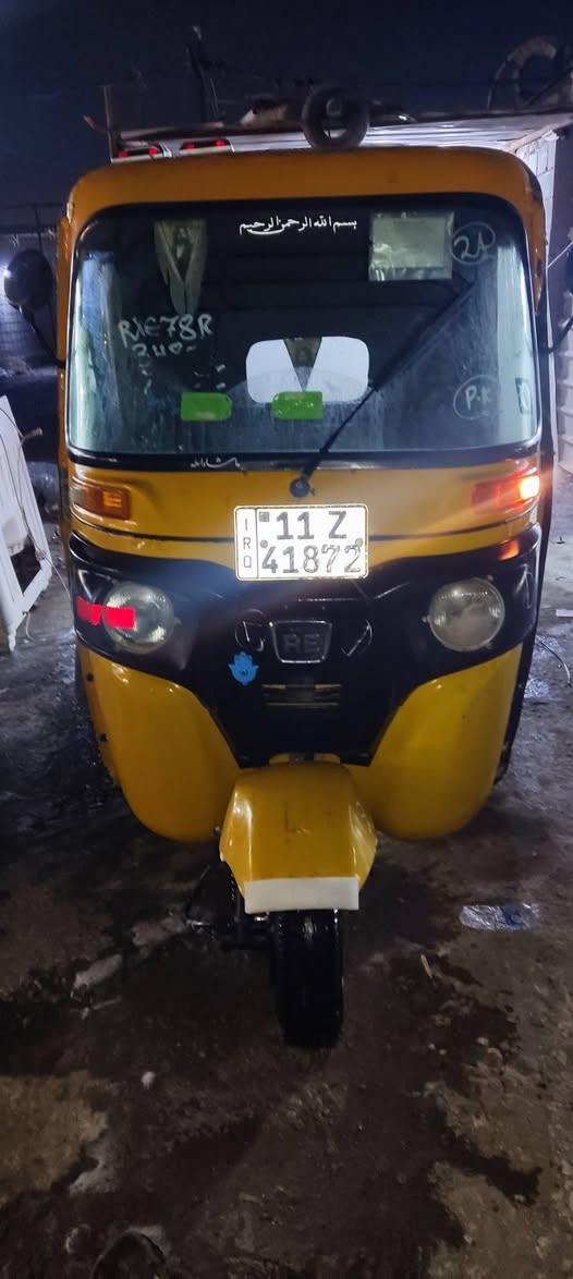 سلام عليكم تكتك للبيع باجاج موديل 19شهر11 سعر 6400وبيه مجال ***********
