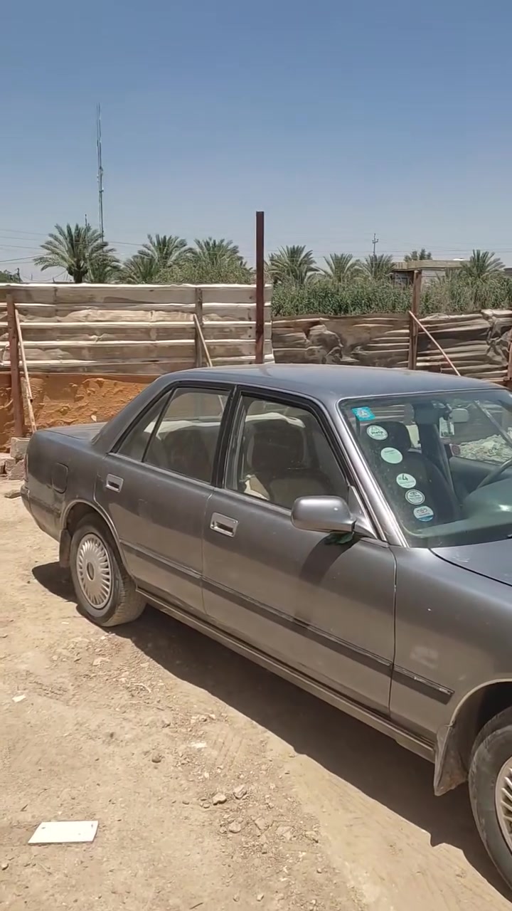 سلام عليكم عندي سياره مارك موديل 1991ءءللبيع كما موضح في الصوره رقمي***********

