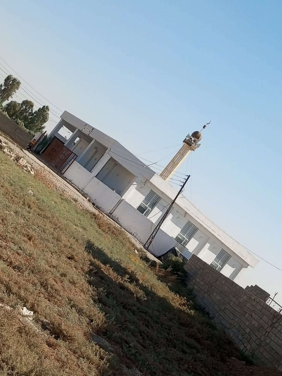 🛑 أعلان 

قطع للبيع سند زراعي 25  دخول سهم في مجمع الاول 

🌍مجمع الاول بتجاه كركوك مقبل معمل ثلج الأمر ومطعم كص الحجي الرئيسي 

المساحة 200 متر لكل قطعة 

#للاستفسار اتصل *********** 

أو مراجعة المكتب الكائن شارع العام مقابل حلويات علي الحمداني وصيدلية سما طوز 
مكتب السراج الذهبي للعقار 
ومن الله التوفيق 🏡
