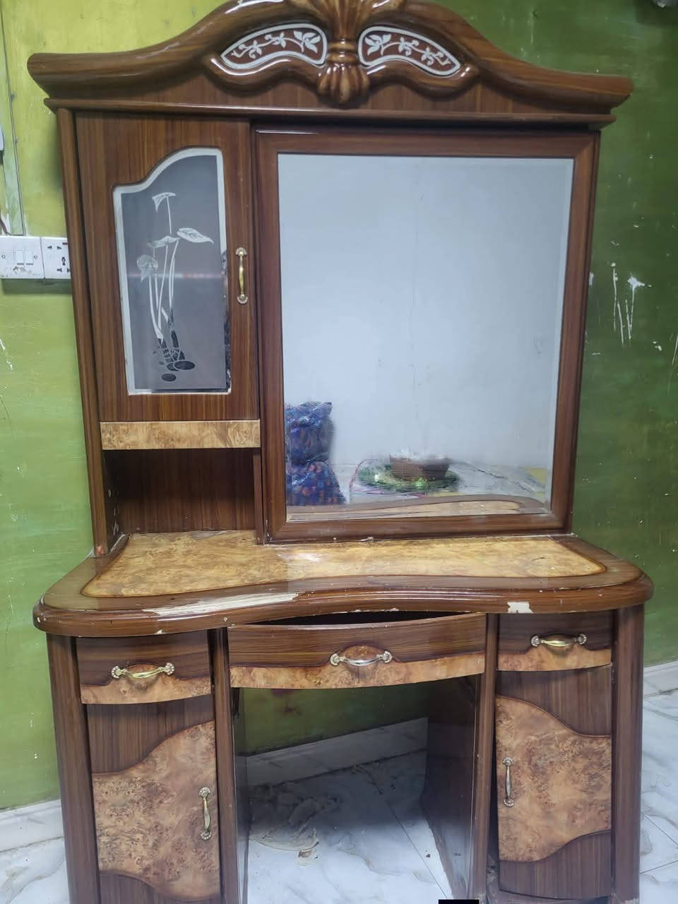 كنتور ومرايه ماليزي 100


**إذا كنت صاحب هذا الإعلان وتريد حذفه لأي سبب، رجاءا أرسل رسالة إلى الدعم الفني**