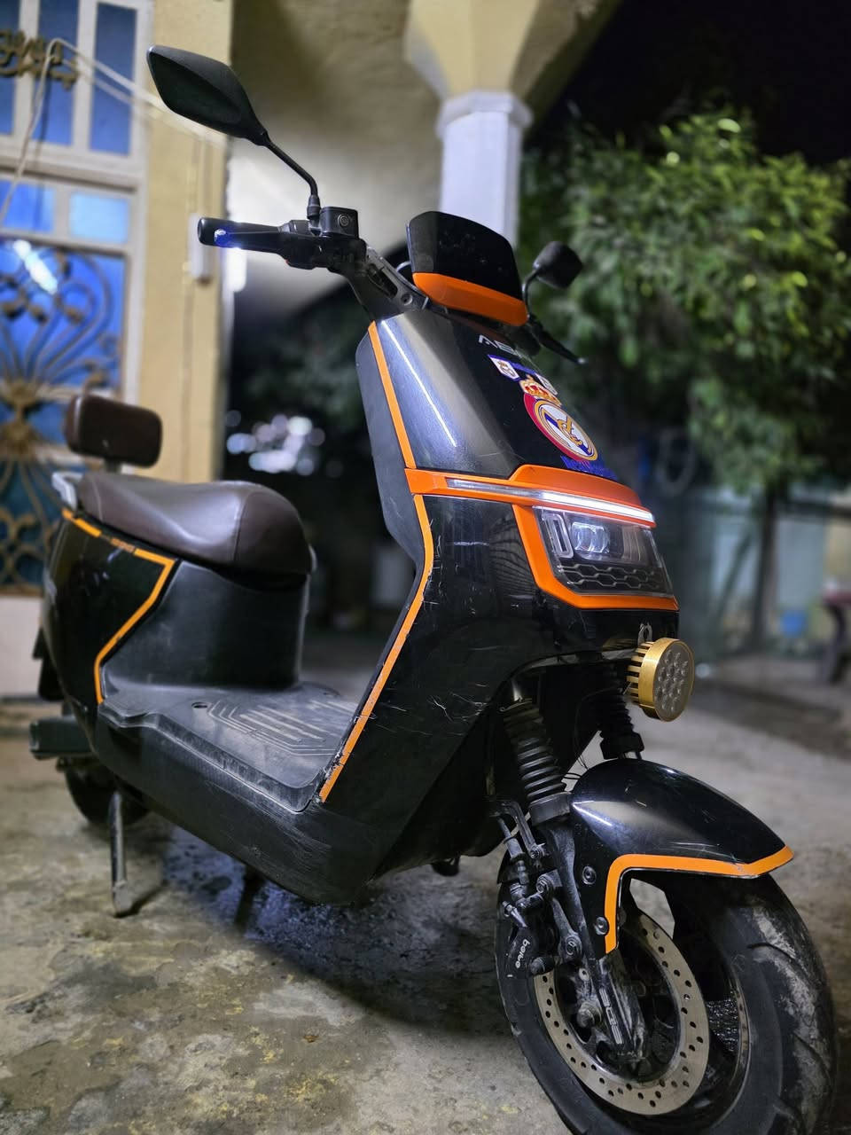 سلام عليكم شباب أقره كلشي قبل لا تتصل فدوة اروحلك
دراجه شحن موديل،2025 رانج 
نضافتها خيرمن الله  6بطاريات بحاله جيدا جدا كهربائيات كلها شغاله 
ما ناقصها برغي شتريتها قبل فتره من معرض بمليون وربع 1250
وهسه أريد أبيعها قيم بلي يرضي الله 
+ترهم مراوس هم شعندك نزل بل تعليق واني ادخلك خاص 
مكاني بغداد قرب جسر المثنى هـ***********
