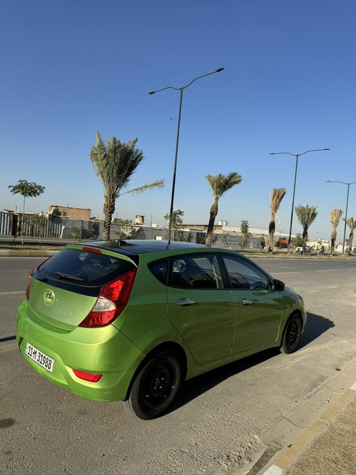 سلام عليكم اكسنت 2014امريكي
محرك 1600
داخله كلين السياره وهنا طخات 
ونصبغت احزام بدون قطره دواخل وبدون اير باك وصور حادثها موجود بل منشور كير مكينه خير من الله صدر تبريد كله جديد تخم تاير جديد مصارله شهر ادامه كامله لسياره شاشه كامرة  ورقمها يعتبر مميز السعر ٨٨ وبيها مجال بسيط شراي خابر وتدلل ***********
