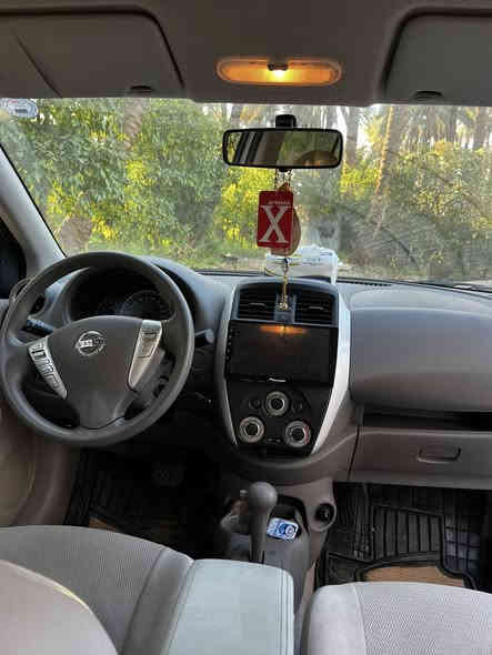 نيسان سني هندي  2024 ماشيه 37 الف ضربتهة صندوك وجاملغين خلفي على باررد  نظيفة على ايدي  سعرهة 123 وبيهة مجال بسيط للشراي *********** واتساب موجود
