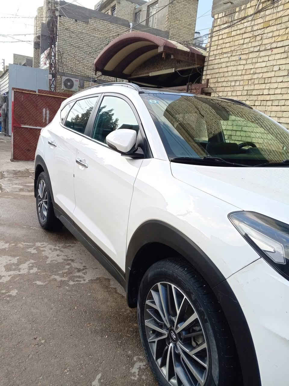 السلام عليكم توصل 19 للبيع سياره مقفوله من الصبغ الضربه خليجي ماشا 115 سعر السيارهر200 شراي اتصل على رقم الهاتف***********
