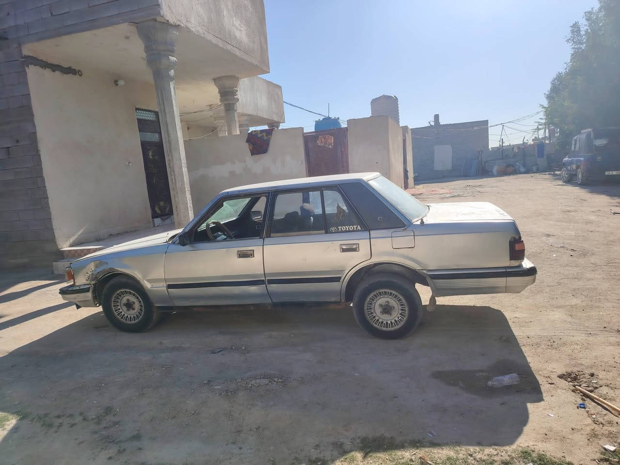 السلام عليكم سياره سوبر مديل 85 مكينه وكير ثنين ونص شرط وكسن نضيف حداديه نص عمر توايرها نص عمر رقمها نينوى راعيها الي بسمه بل بصره سنويه منتهيه من 2019 المكان البصره الزبير السعر15 بيها مجال ***********
