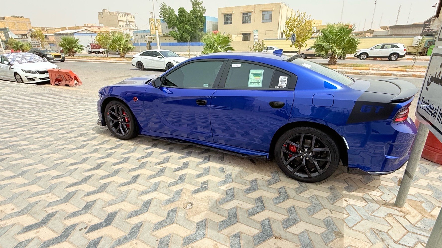 دوج جارجر GT
سنة الصنع:2021
عداد المسافة:40الف
حادث بصيط بنيد مبدل فقط بدون ايرباك 
حجم المكينة:6 سلندر:3600
رقم بغداد
السعر260وبيها مجال 
المكان ذي قار
الهاتف ***********