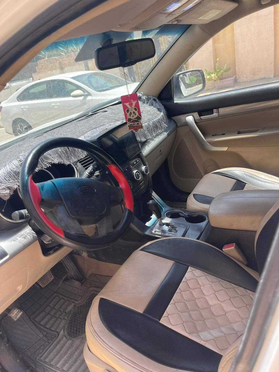 السلام عليكم
للبيع سيار. سورنتو🚘 

موديل 2011خليجي👌 

محرك 4سلندر🚀 

7راكب

3 قطع رش بدون دواخل 

تخم تاير جديد

تبريد شغال🥶

رقم سليمانيه  جديد

رقم الهاتف
***********
