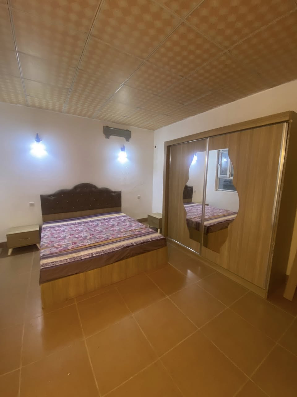 بيع سريع غرفه نوم تركي خمس قطع
السعر 150 الف


**إذا كنت صاحب هذا الإعلان وتريد حذفه لأي سبب، رجاءا أرسل رسالة إلى الدعم الفني**