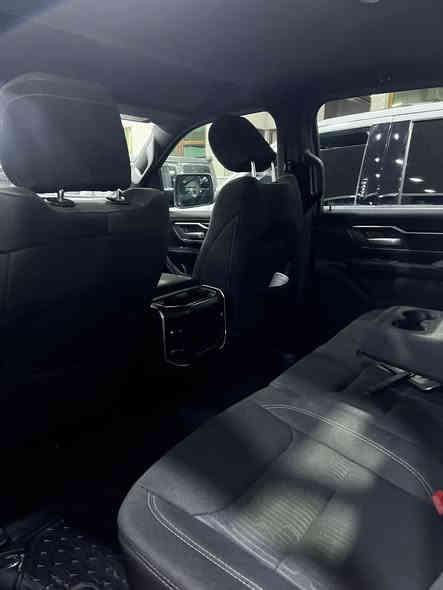 دوج رام 4x4 RAM
موديل 2023 
مواصفات بك هورن 
باب كبير بودي قصير 
شاشه وسطية
حساس امامي و خلفي
كشنات تدفئه و كهربائي
تشغيل عن بعد
محرك  6 سلندر ايتورك نظام تقليل وقود
 دفع رباعي4x4   
ماشي 43mi
سيارة بجم كبس شبر من جاملغ خلفي تكحيل
بدون دواخل وايرباك
رقم كاتي موقت تترقم شمالي

سعر. 283ومجال

1C6RRFFGXPN685505

***********
