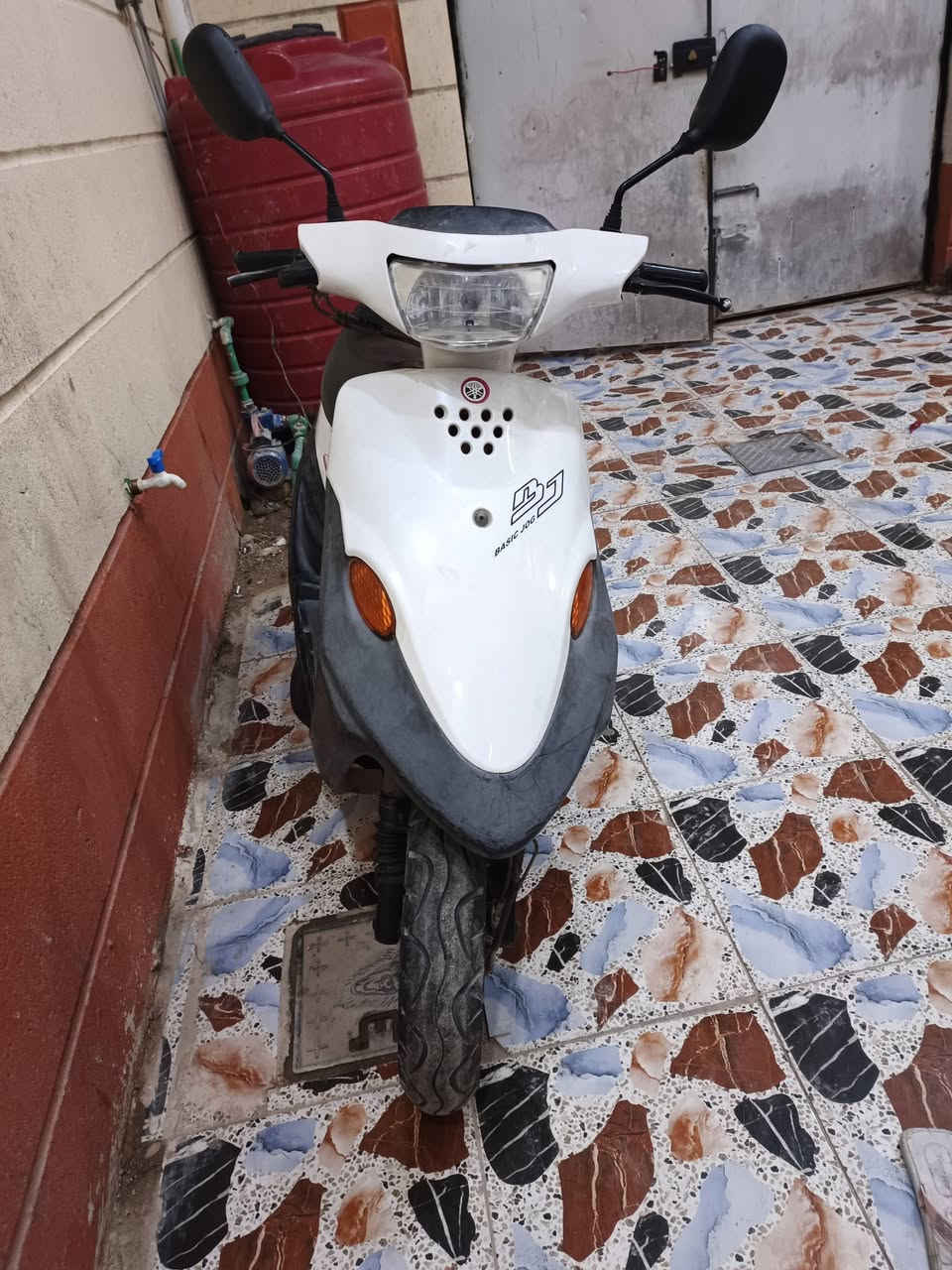 دراجه 9زروف جديده كلشي شغال للبيع  العنوان البصرة قضاء المدينه الهوير ***********
