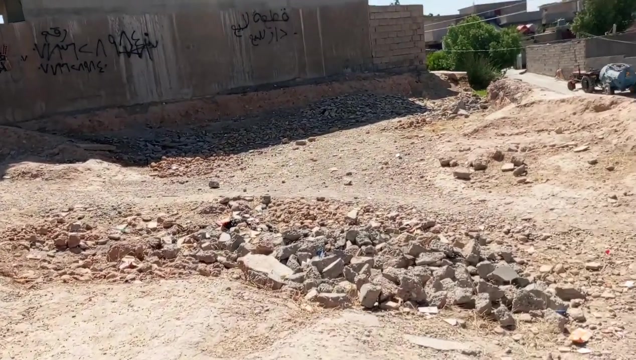 سلام عليكم  قطعة لبيع فرع جملون قريب عل قاعه ملكي 230متر سعر 13
***********
