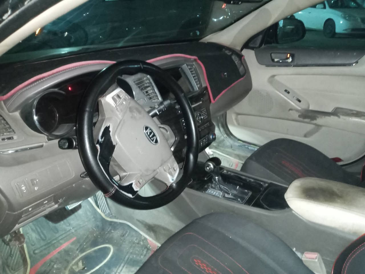 كاندزا موديل ١١ خليجي لون اسود سياره حلوه تخم تاير جديد كلشي حلو بيا تجي وتشوف بيا شخوط من بيابن وضربه بل بنيد خفيفه وباقيات سياره كله تمام حلوه ل 
سعر سياره ٧٥ وبيا مجال ل جاي


**إذا كنت صاحب هذا الإعلان وتريد حذفه لأي سبب، رجاءا أرسل رسالة إلى الدعم الفني**