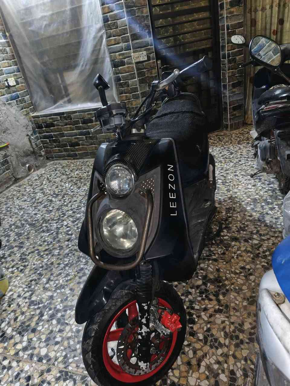 سكنس جبلي صارلي سبوع من نزلتهه رمبه او تاريخ كبالكم لون ازرك طافي كلجات رياضي لايت زنون كلشي شغال بيهه للبيع او مراوس سكنس فحل او حسب القناعه الرقم وتساب فقط *********** يلي ميشتري ليدوخني رجاءاً مكاني حي اور
