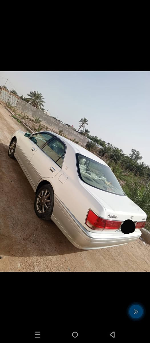 سلام وعليكم
جنون للبيع مال مزاد دخول جديد 
 رقم بصره بسمي 
كفاله عامه حته من صبغ اليابان
ماشي 77
4 دكم 
رادار 
تبريد خلفي
ثلاجه
دبل عينه
تخم تاير جديد
مشط ستيرن جديد 
السعر 175 وبيهه مجال
***********
