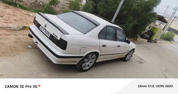 السلام عليكم:(1990)525 أصل 520
#كفاله_عامه_من_الضربه_والصبغ_والخياس
ع وضعه الشركه كلين 
وارد خليجي رقم بغداد دولي شرط التحويل
غرامات صفر
محرك 25تك فانوس  V6 كير اوتو 
أكسل قفل 
أربع جامات كهربائي
سنترلوك  بالكامل شغال حتى صندوق وقبق بانزين 
الداخل جلد مدوشمه جديد نضافه‎%‎100
لايت صليب اسود بلاد اصلي
منضومة عدسات زينون عالي ناصي 
بك لايت اسود أصلي
سبايدر ويدات وداخل مطلي بالكامل فايبر
نشره دشبول LED
دعاميات m 
دوس ام اصلي 
صالصنه رياضي كلش هادئه
ويل اصلي قياس 18 وبي تخم تاير جديد
باتري جديد 88 أمبير 
كهربائيات بلادي بدون اي جطل 
حداديه امامي وخلفي جديد
منظومه بنزين آدامه كامله
منظومه مي  جديدة
راديتر جديد
(السيارة متعوب عليها بدون وجع كلب وبدون متصرف عليه ربع) 
السعر 75 والله ملزكات اكثر من هذا السعر 
هاي بلادي بدون صبغ وجديده حيل
بغداد كمب ساره 
***********
***********
