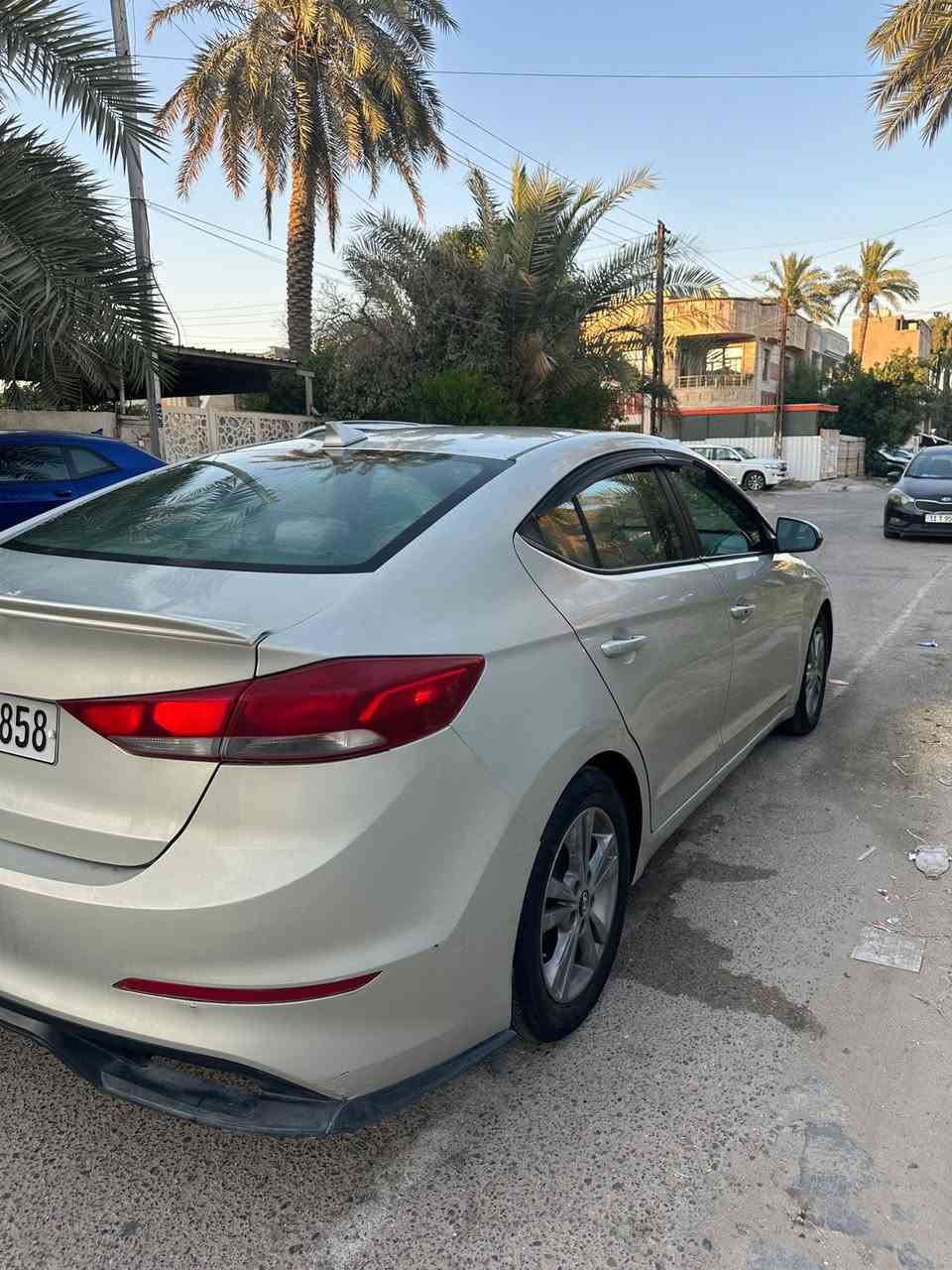 للبيـع النترا امريكي ٢٠١٧
فول مواصفات عدا الفتحة . شاشة كبيره كار بلاي تدفئه مقاعد ستيرن ، بصمه . دخول ذكي
وهوايه مواصفات ثانيه
ماشيه ٩٦ الف
مكانها بغداد
***********
السعر ١١٩ ورقه

