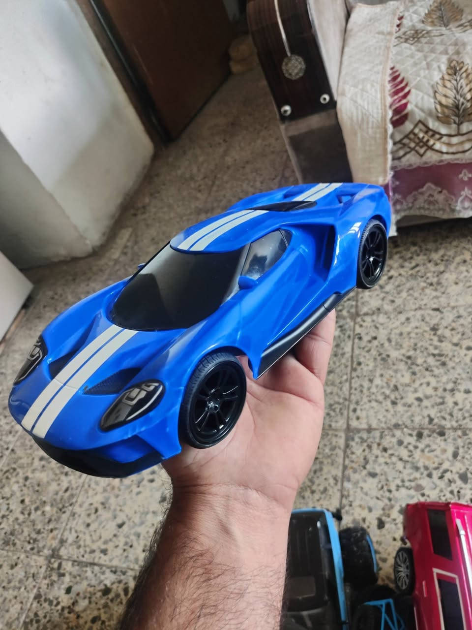 موجودات بالدورة بيع مباشر كلة بآلة اصلي إلي بيهن ريومنت موجودات والباقي بدون ريمونت العدد ١٩ سيارة السعر كامل ١٠٠ الف


**إذا كنت صاحب هذا الإعلان وتريد حذفه لأي سبب، رجاءا أرسل رسالة إلى الدعم الفني**